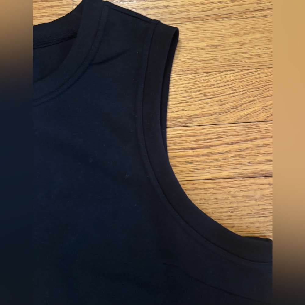 Tek Gear Shirt Women’s XL Black Tank Top UltraComfort Sleeveless Athletic New - Picture 3 of 5